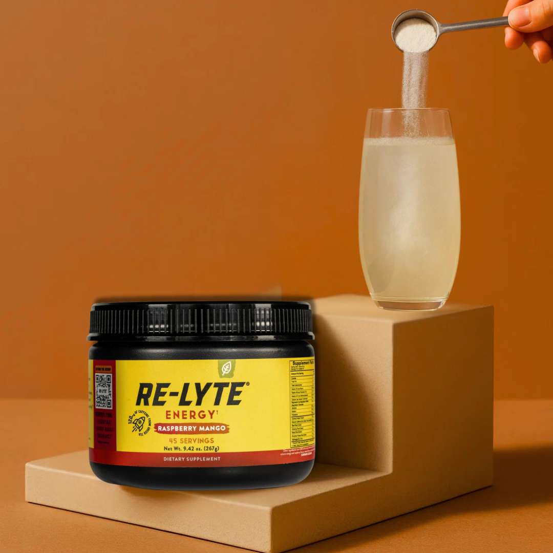 Electrolytes, caffeine from green tea extract, and energizing herbs that deliver hydration plus a clean energy boost.